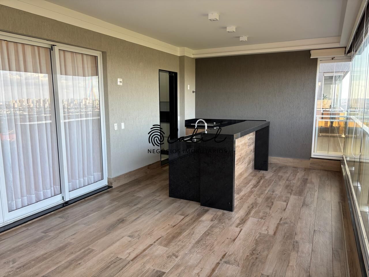 Apartamento, 3 quartos, 195 m² - Foto 2