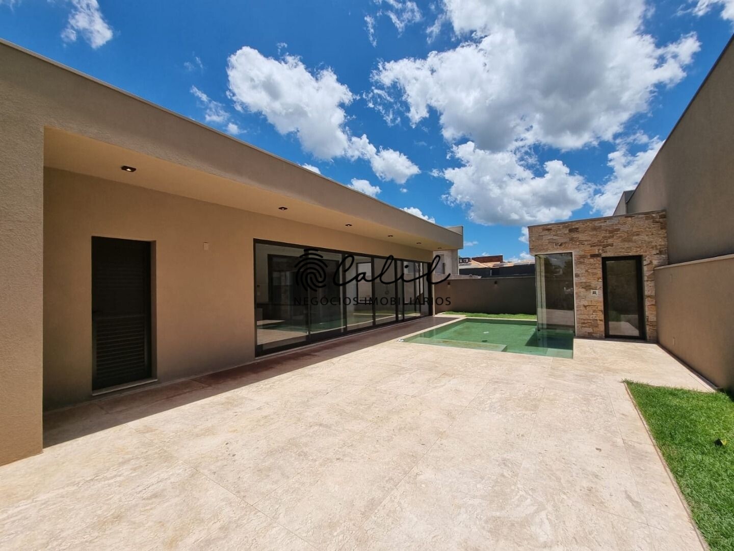 Casa de Condomínio à venda com 4 quartos, 398m² - Foto 12