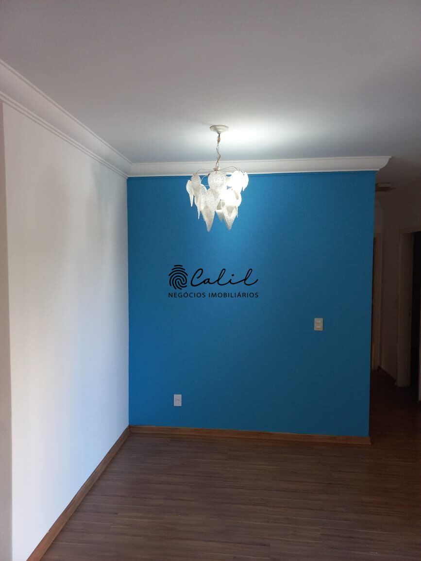 Apartamento à venda com 2 quartos, 67m² - Foto 2