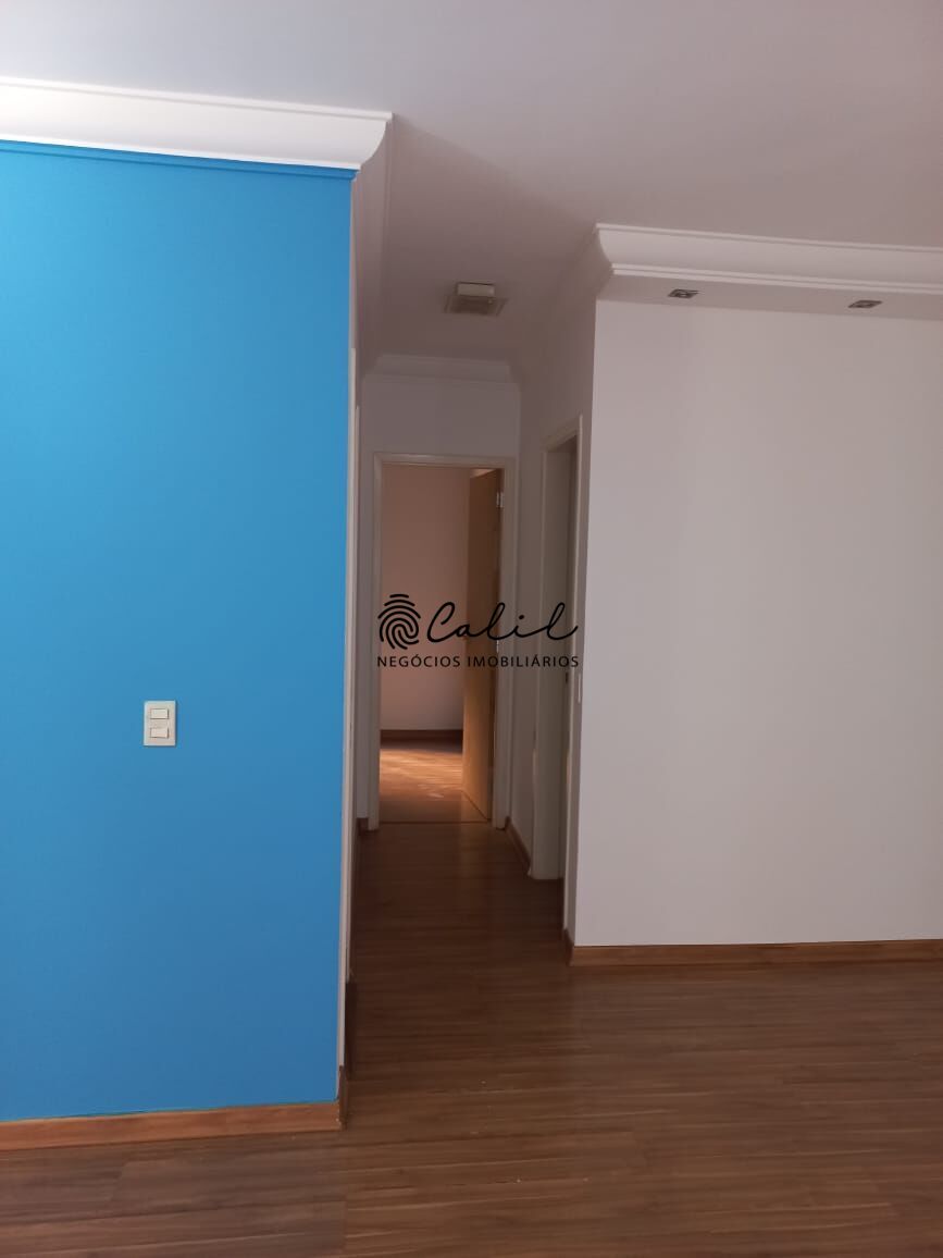 Apartamento à venda com 2 quartos, 67m² - Foto 4