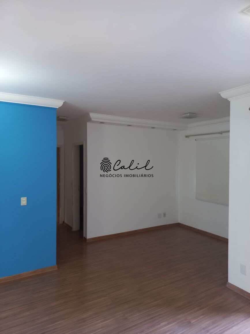 Apartamento à venda com 2 quartos, 67m² - Foto 3