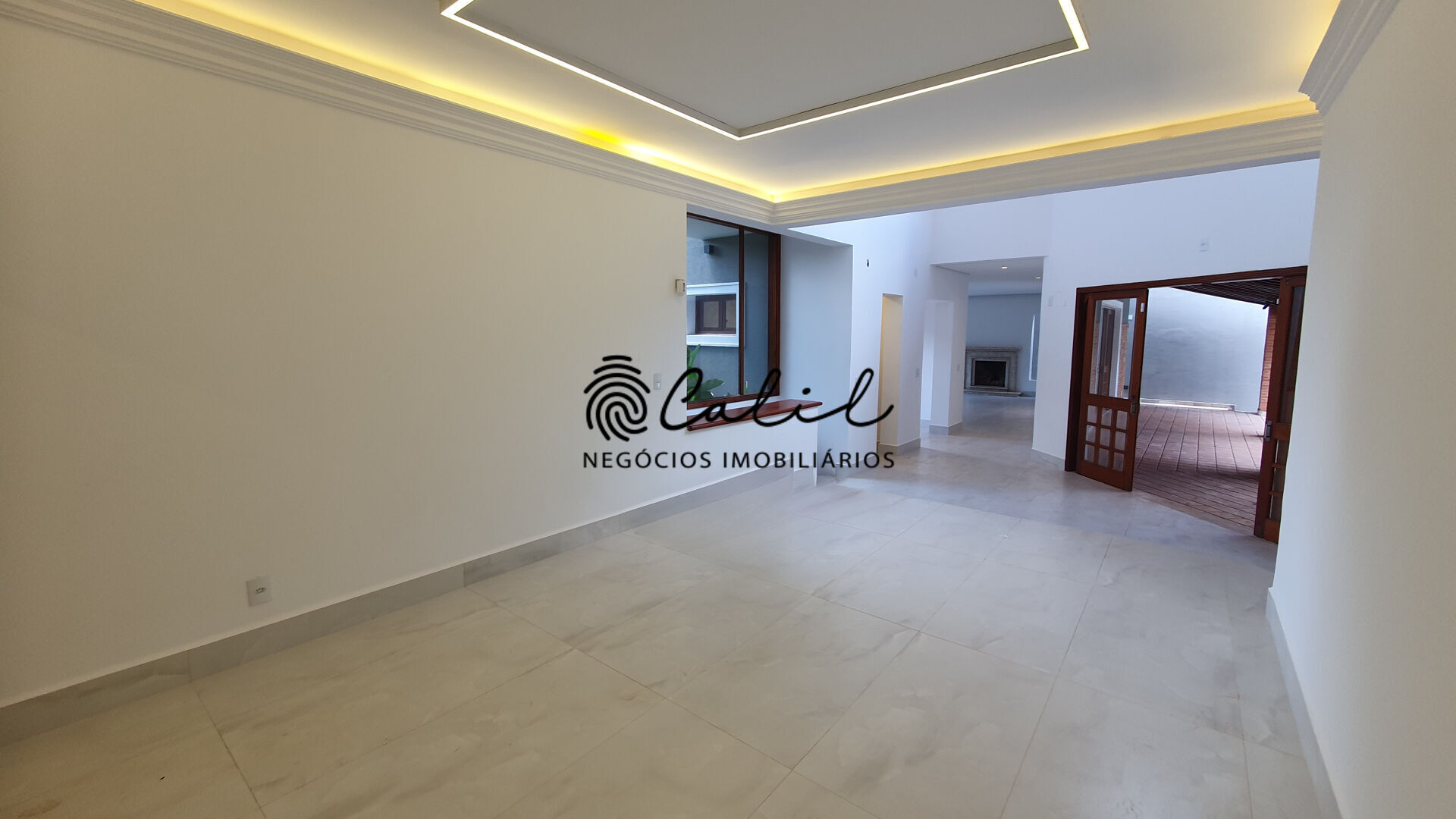 Casa para alugar com 4 quartos, 896m² - Foto 7