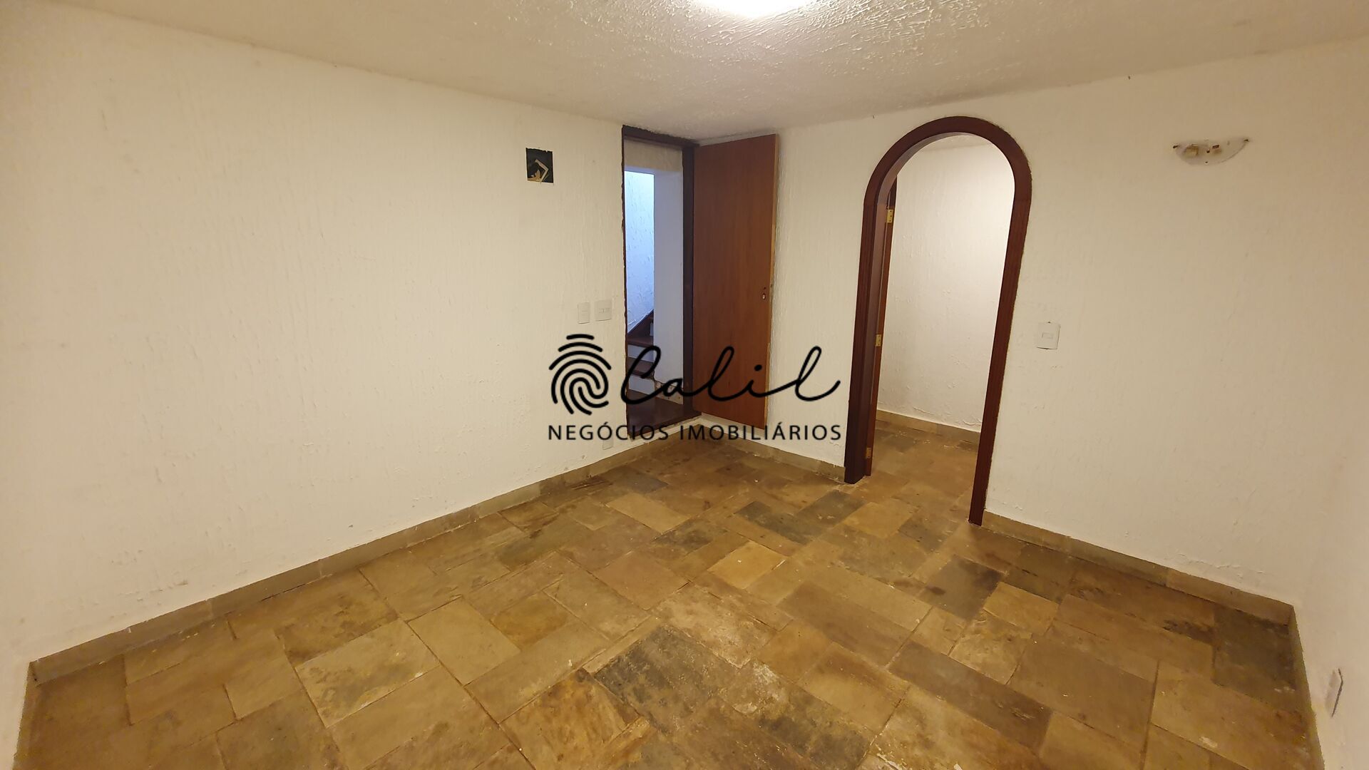 Casa para alugar com 4 quartos, 896m² - Foto 17
