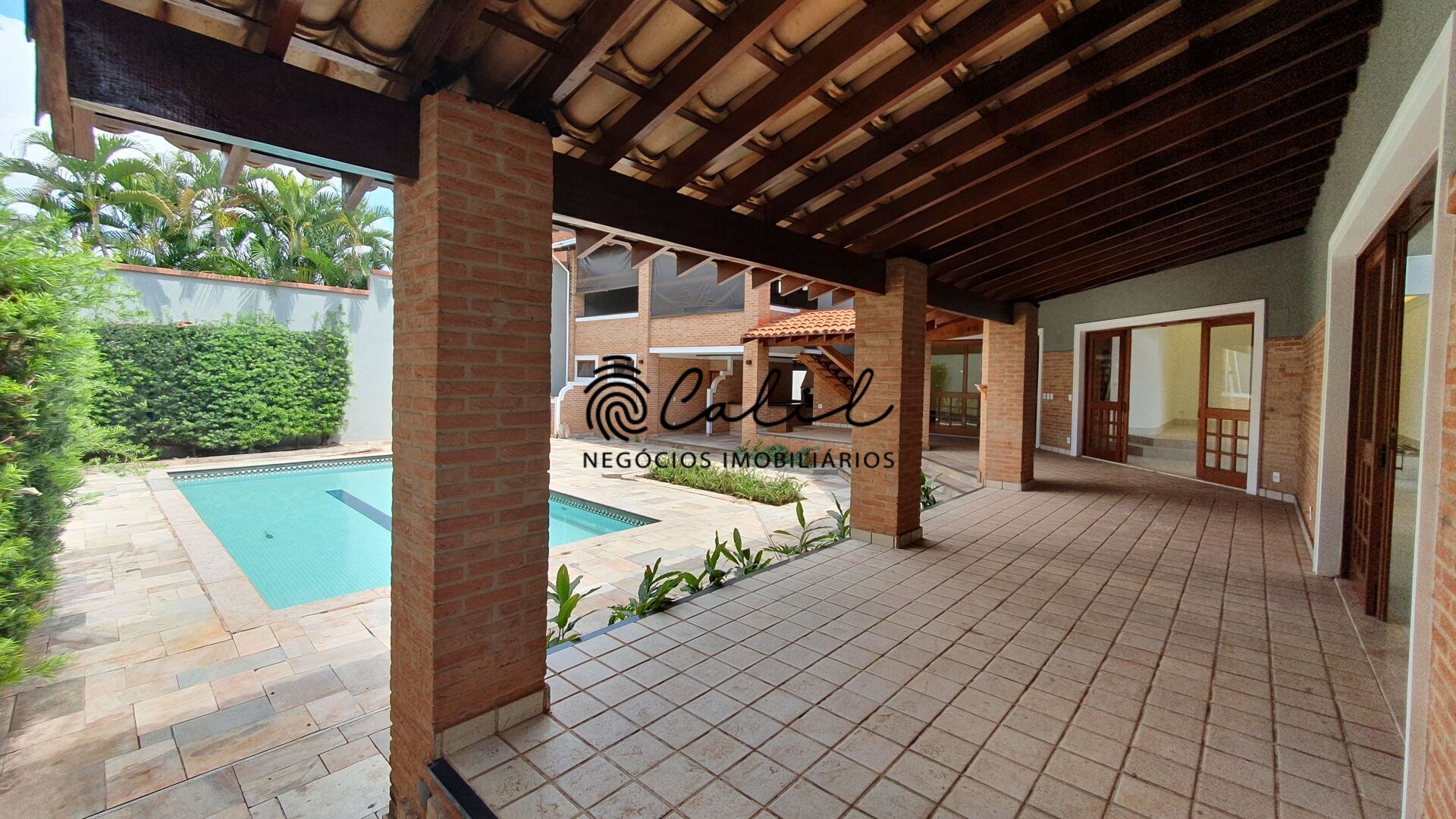 Casa para alugar com 4 quartos, 896m² - Foto 15