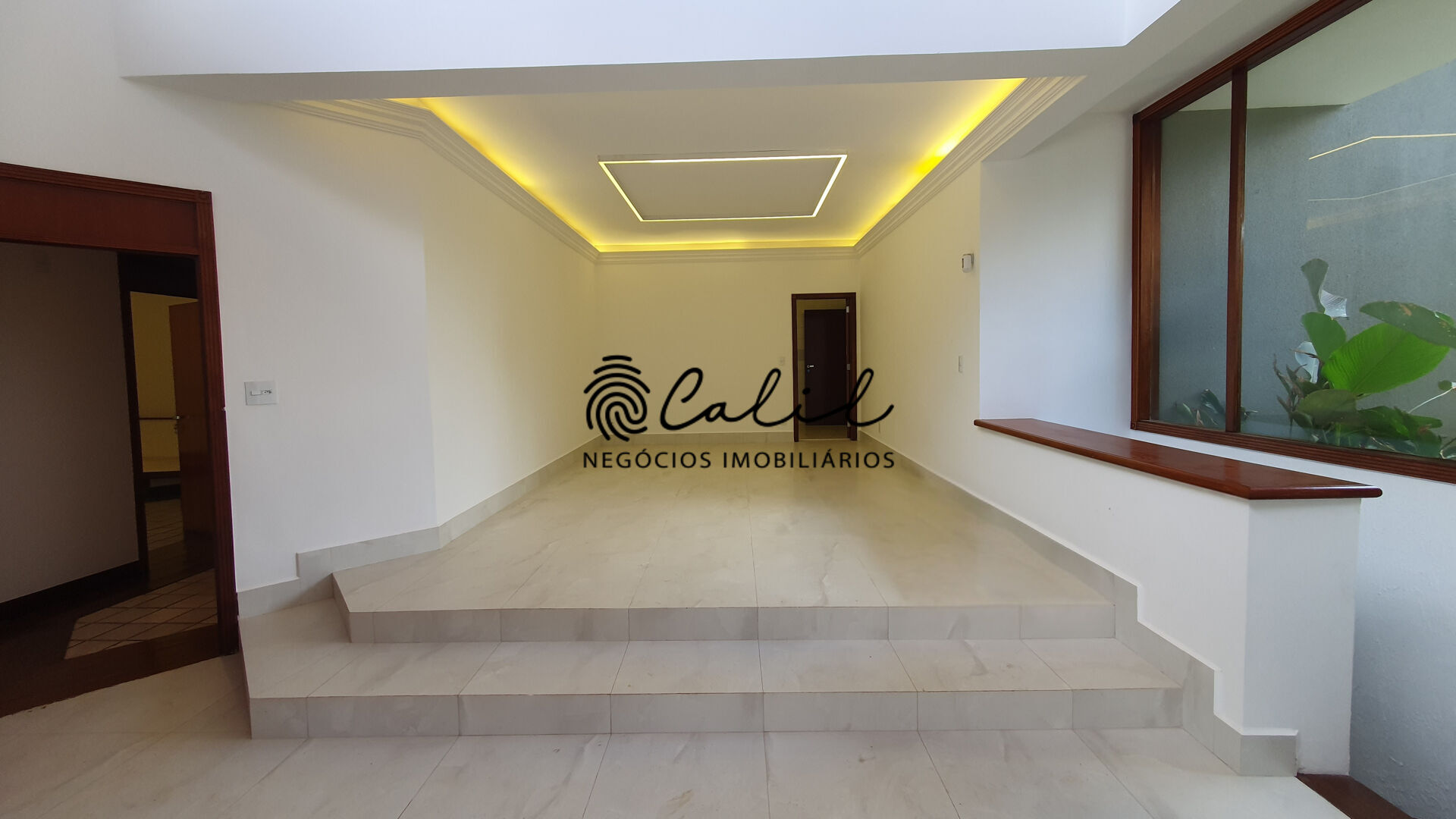 Casa para alugar com 4 quartos, 896m² - Foto 6