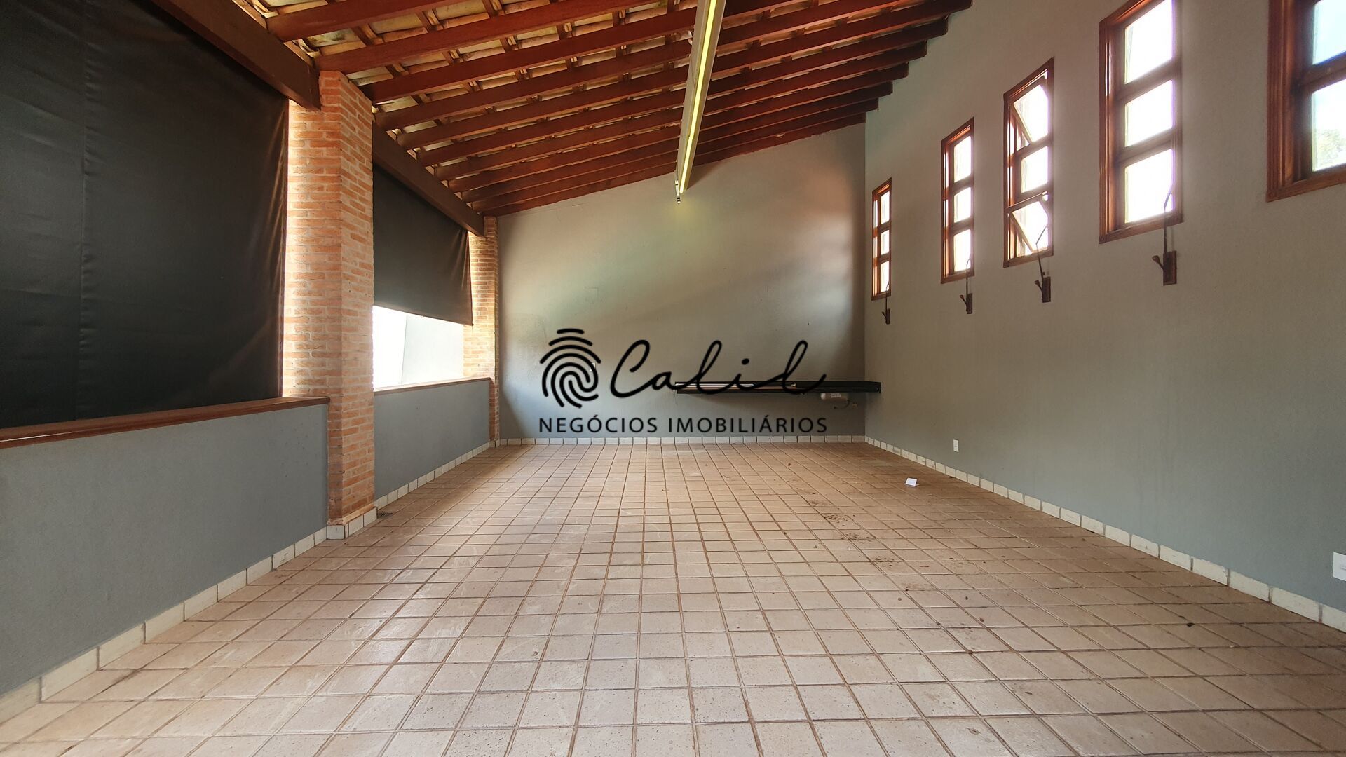 Casa para alugar com 4 quartos, 896m² - Foto 24