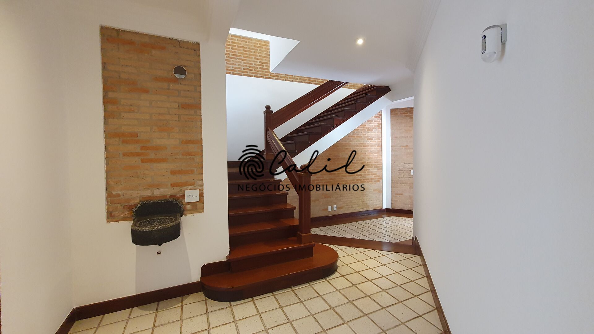 Casa para alugar com 4 quartos, 896m² - Foto 28