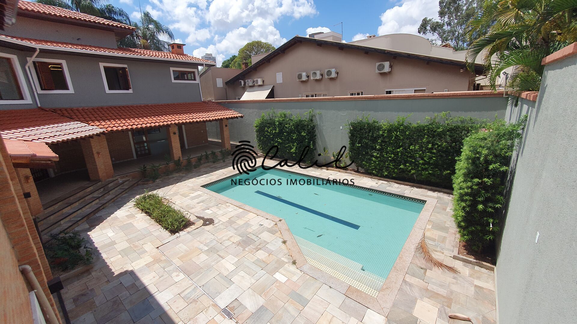 Casa para alugar com 4 quartos, 896m² - Foto 19