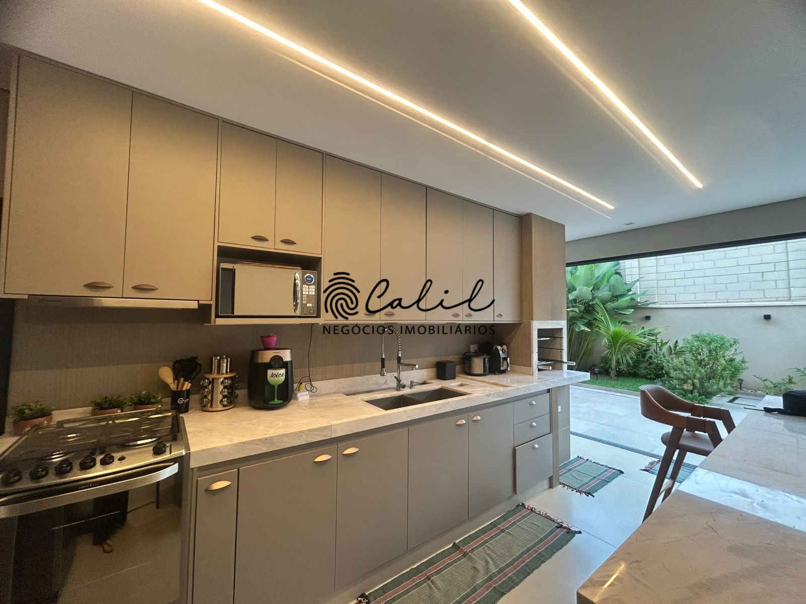Sobrado à venda com 3 quartos, 194m² - Foto 14