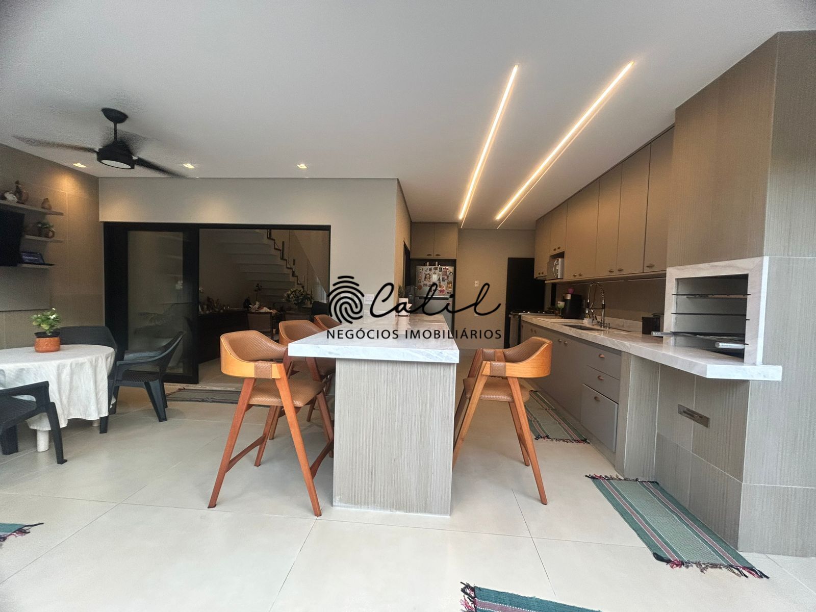 Sobrado à venda com 3 quartos, 194m² - Foto 10
