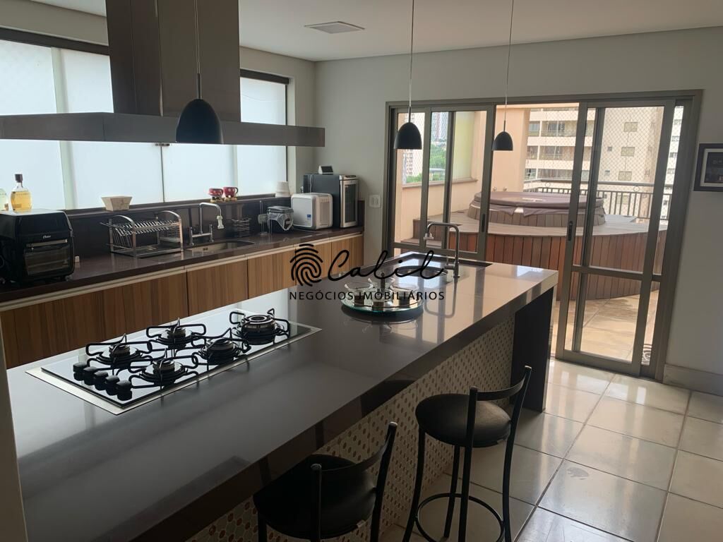 Cobertura, 3 quartos, 217 m² - Foto 3