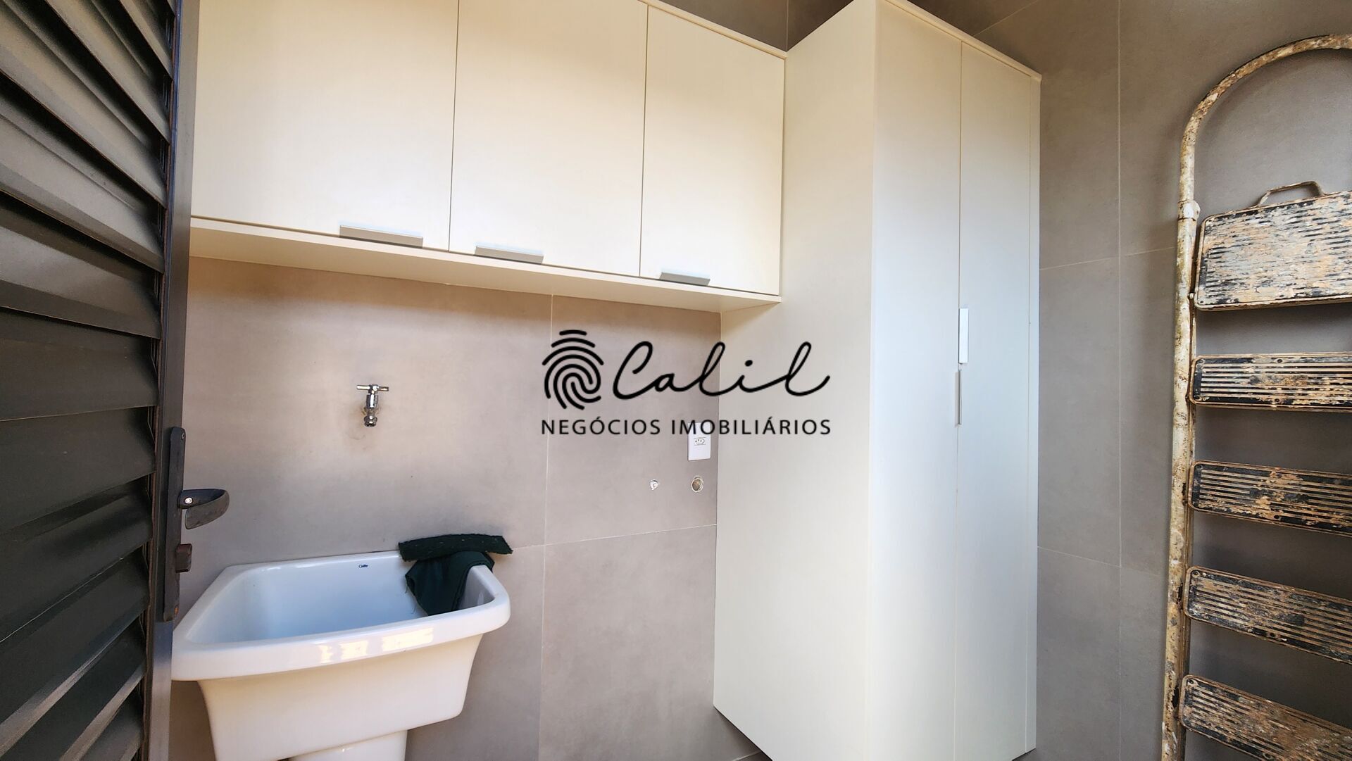 Casa de Condomínio à venda com 3 quartos, 273m² - Foto 13