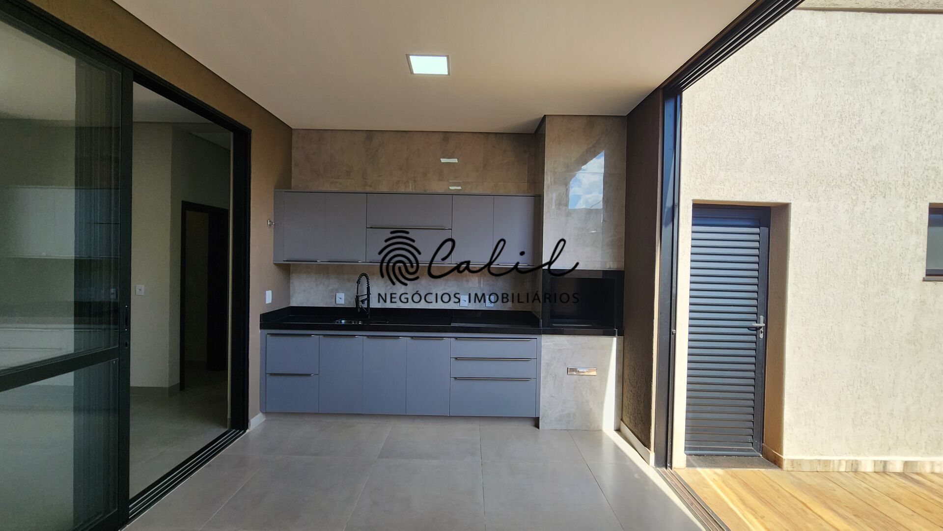 Casa de Condomínio à venda com 3 quartos, 273m² - Foto 10