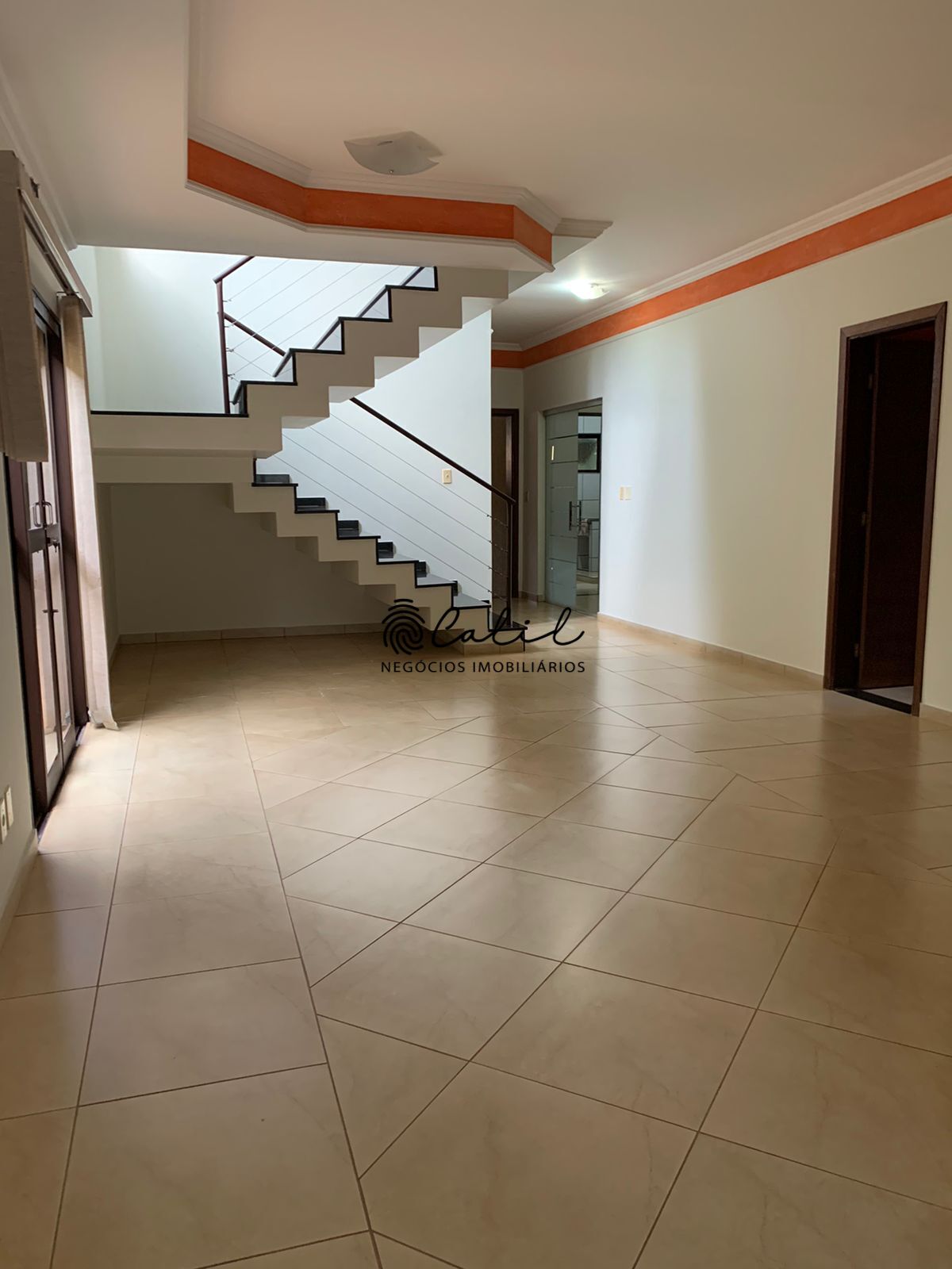 Sobrado à venda com 3 quartos, 353m² - Foto 5