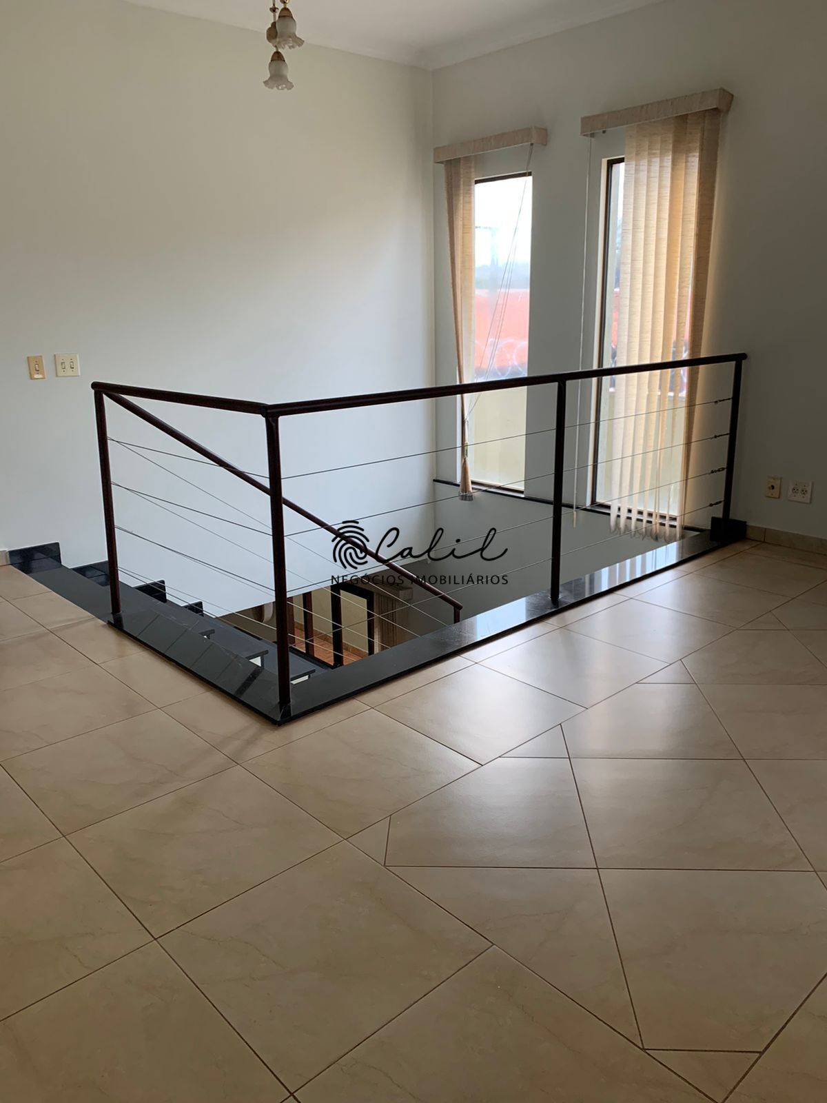 Sobrado à venda com 3 quartos, 353m² - Foto 10