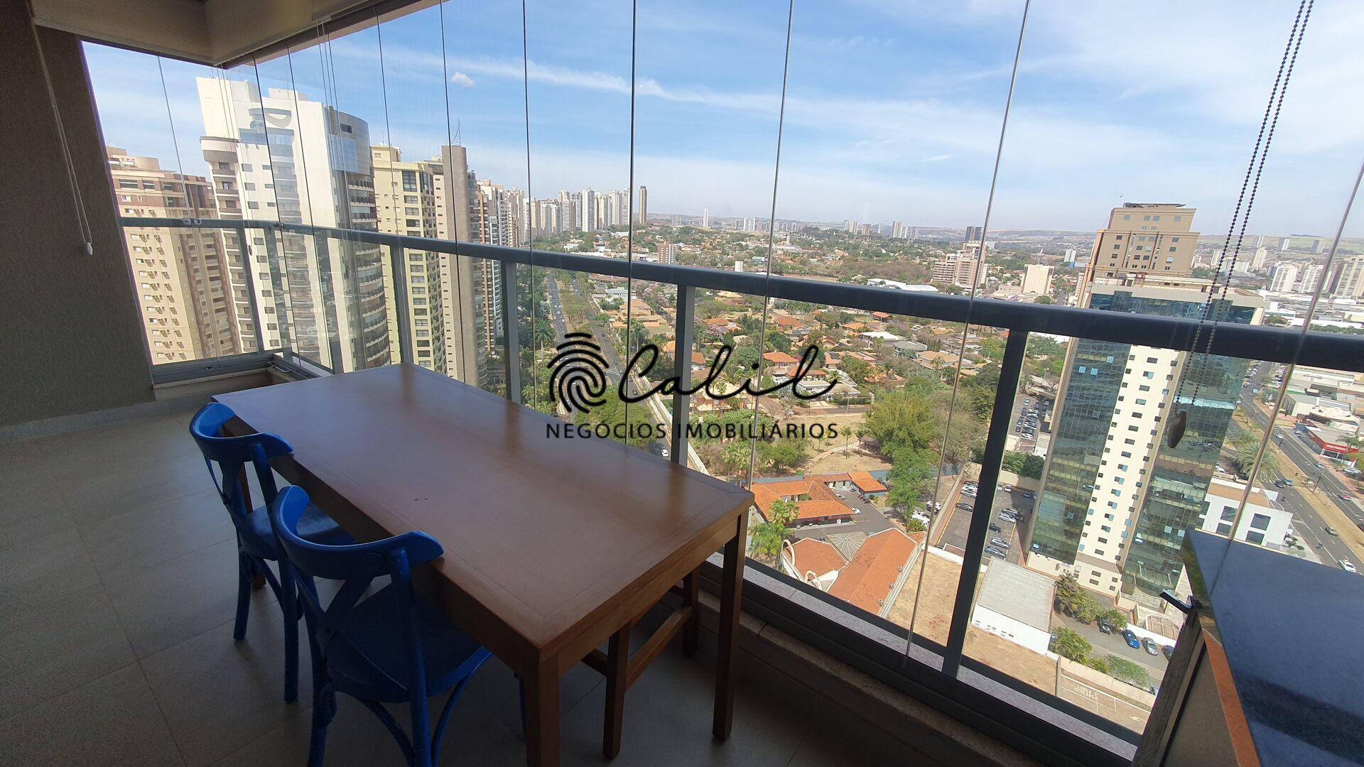Apartamento para alugar com 1 quarto, 53m² - Foto 1