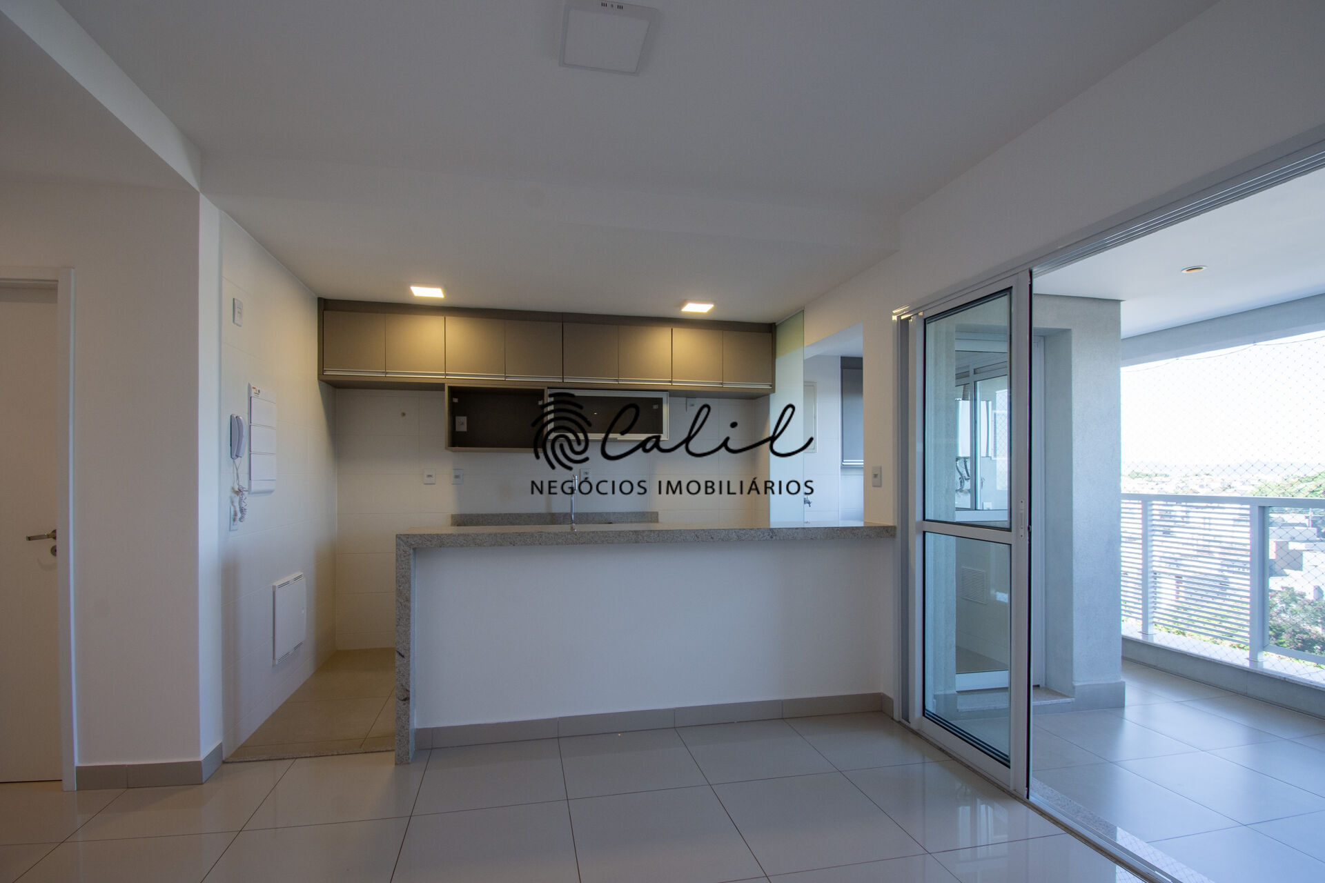 Apartamento para alugar com 3 quartos, 90m² - Foto 8