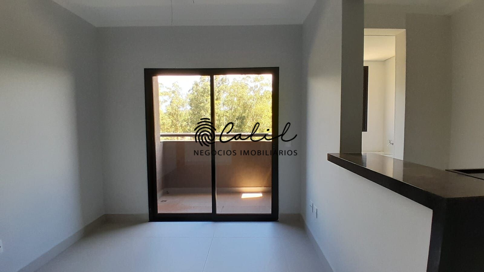 Apartamento à venda com 1 quarto, 45m² - Foto 2