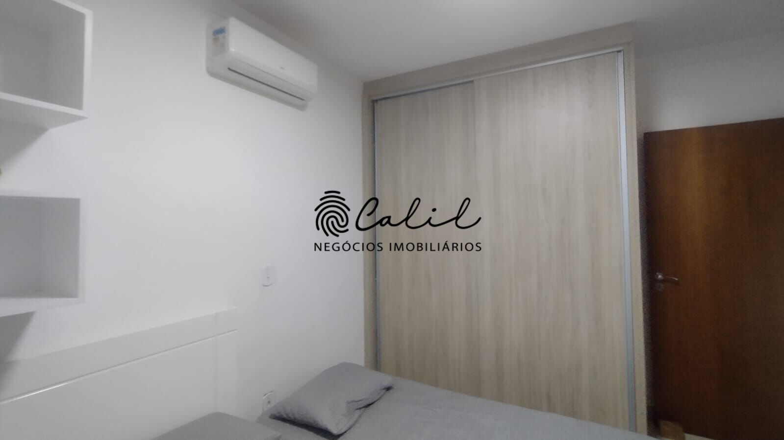Apartamento para alugar com 3 quartos, 117m² - Foto 10