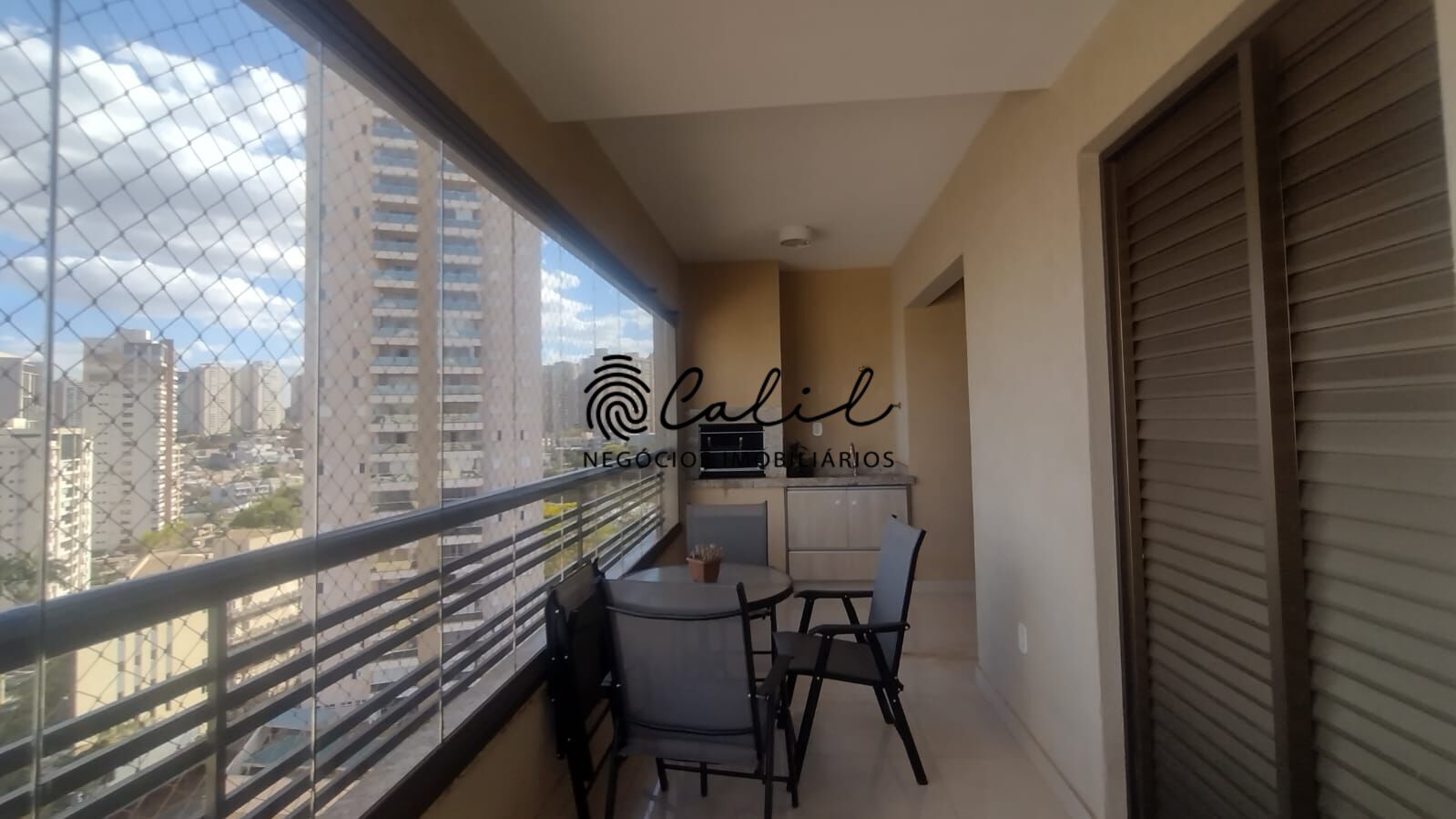 Apartamento para alugar com 3 quartos, 117m² - Foto 34