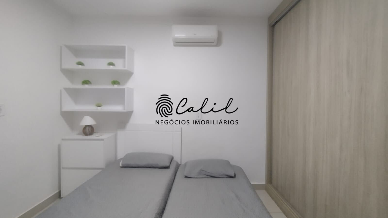 Apartamento para alugar com 3 quartos, 117m² - Foto 12