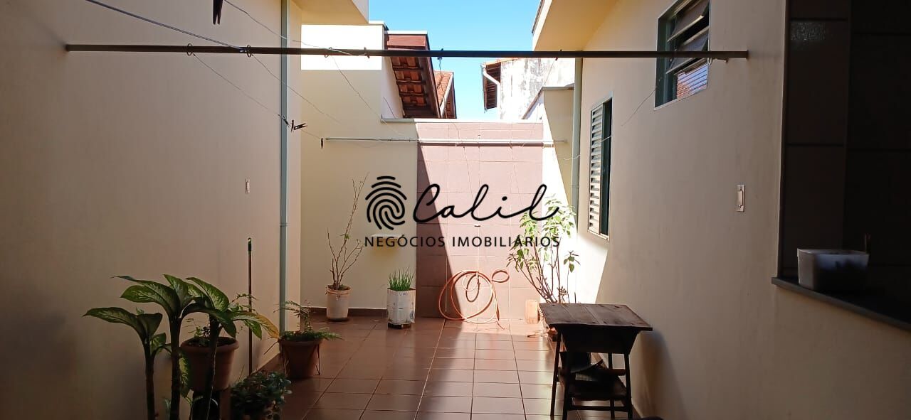 Casa, 3 quartos, 172 m² - Foto 4