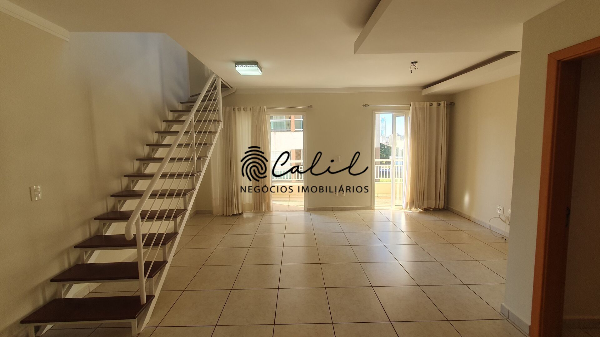 Cobertura, 3 quartos, 173 m² - Foto 2