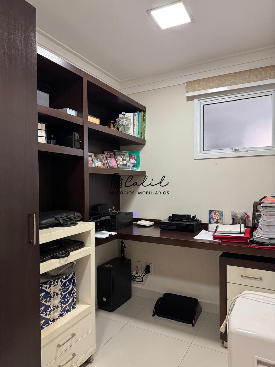 Apartamento à venda com 3 quartos, 202m² - Foto 10