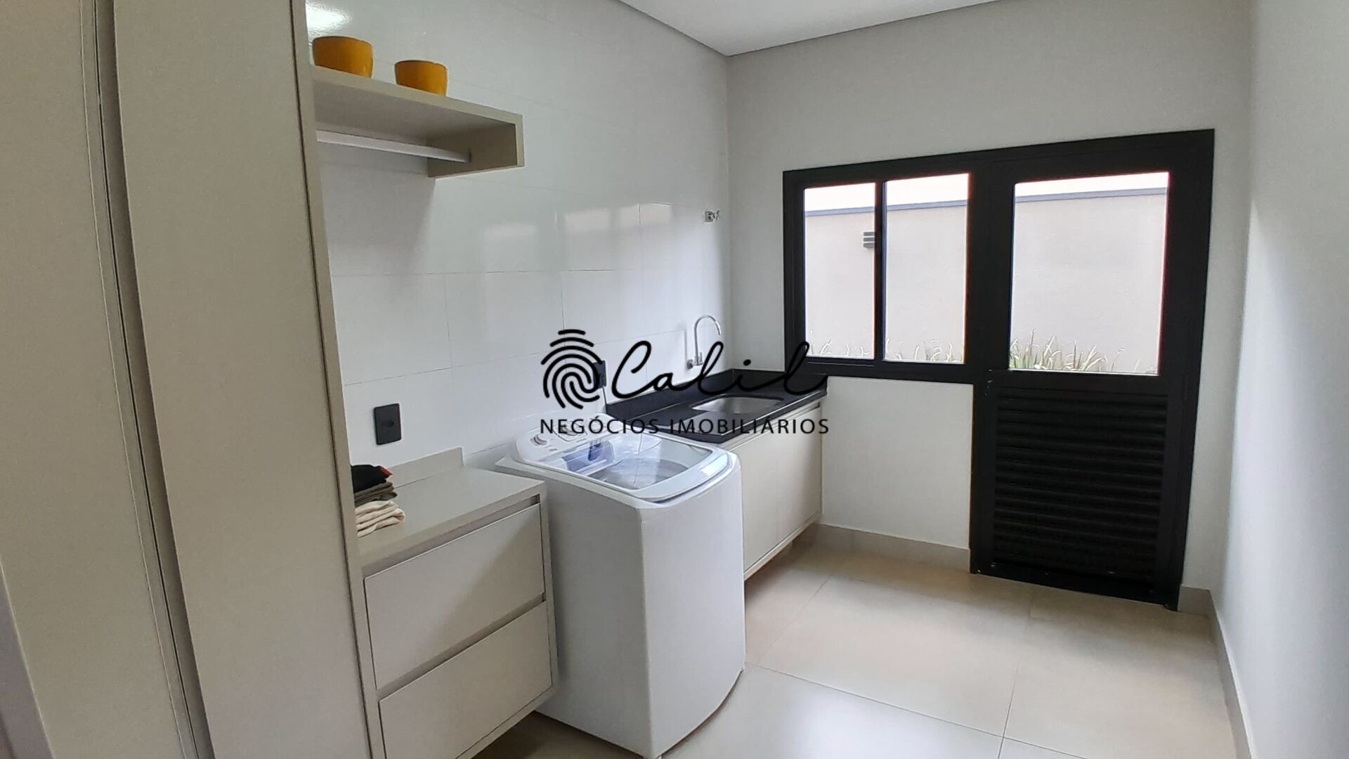 Casa de Condomínio à venda com 3 quartos, 380m² - Foto 15