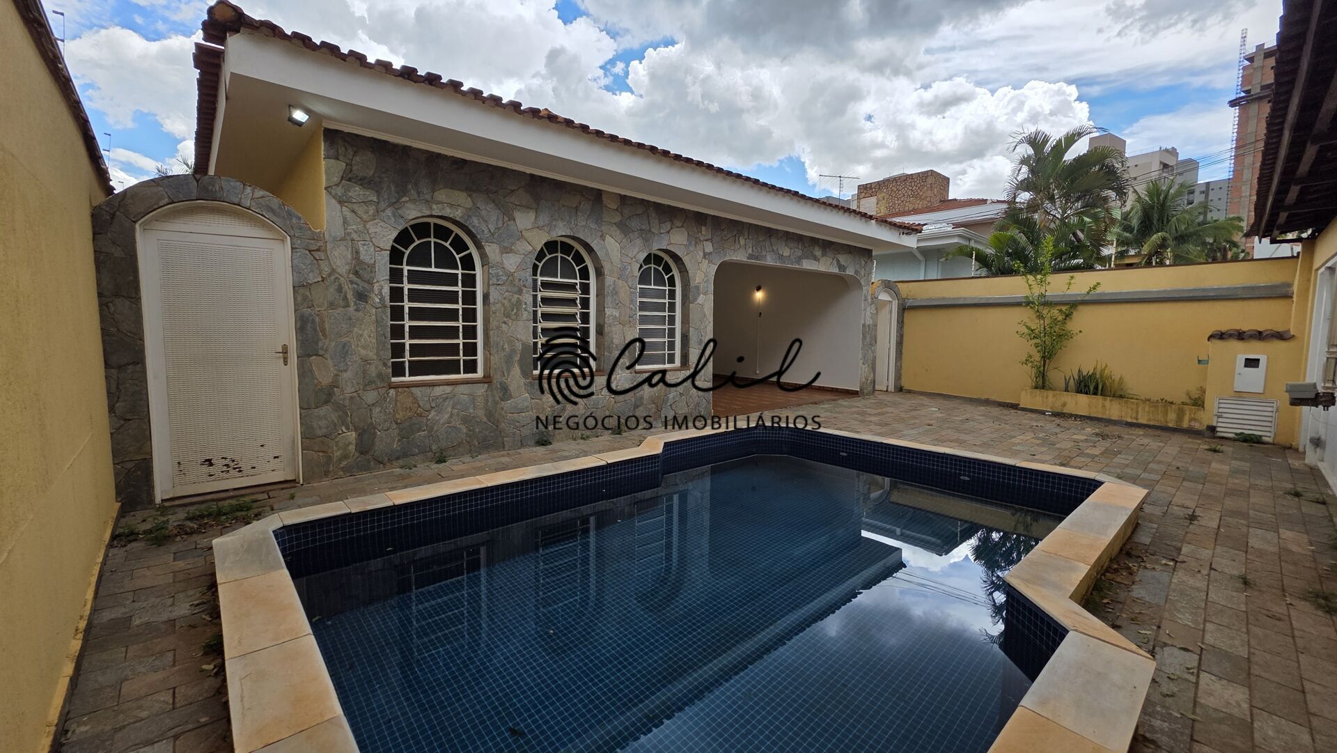 Casa, 3 quartos, 240 m² - Foto 3