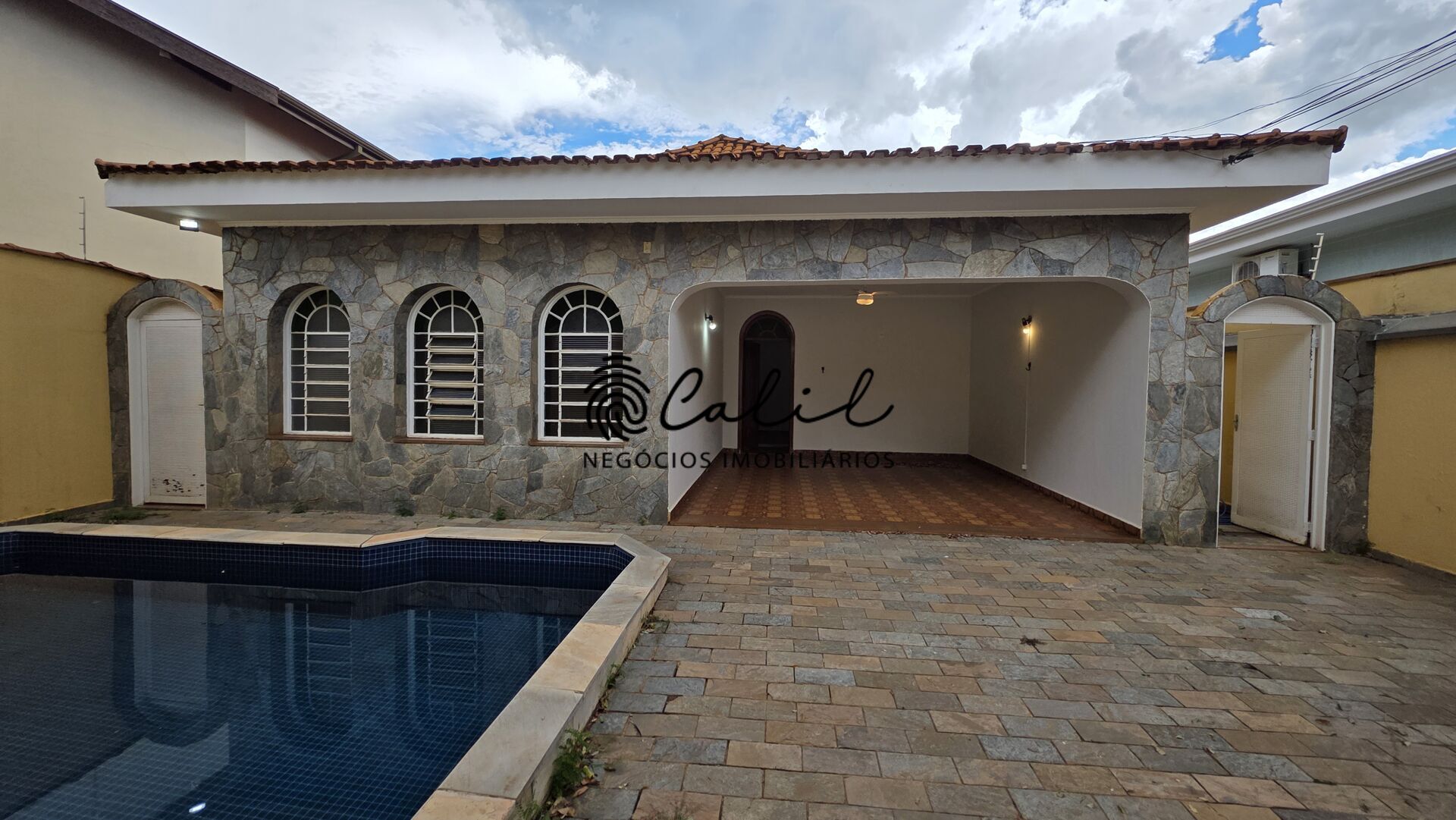 Casa, 3 quartos, 240 m² - Foto 4