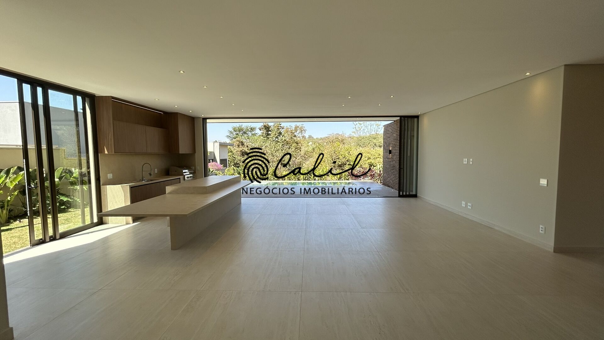 Casa de Condomínio à venda com 4 quartos, 424m² - Foto 6