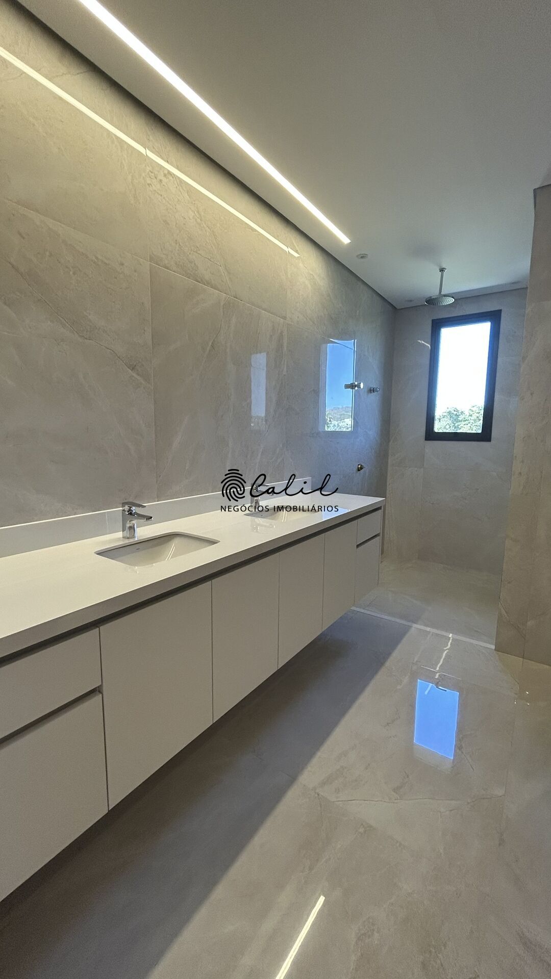 Casa de Condomínio à venda com 4 quartos, 424m² - Foto 30