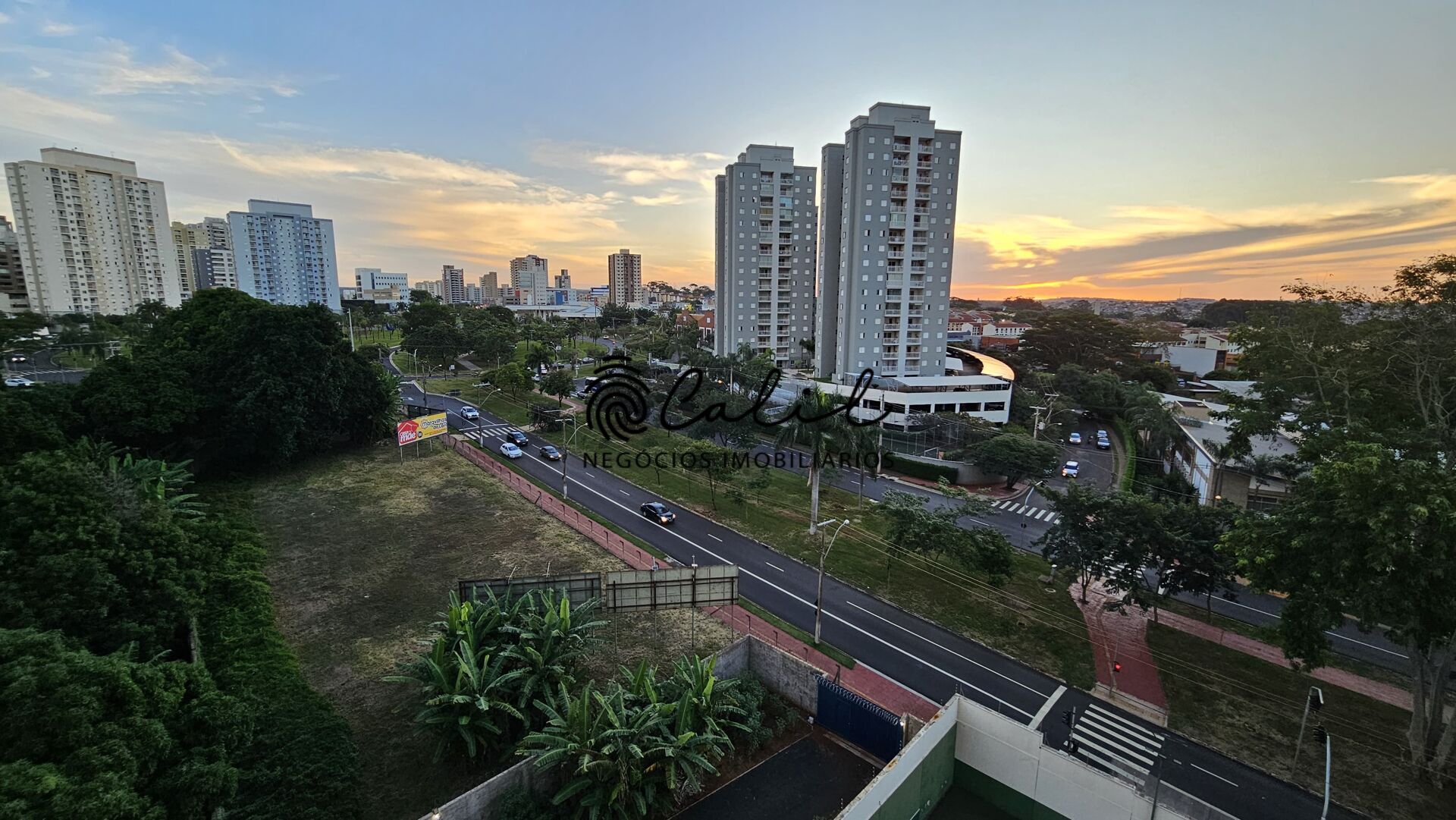 Apartamento à venda com 3 quartos, 187m² - Foto 17