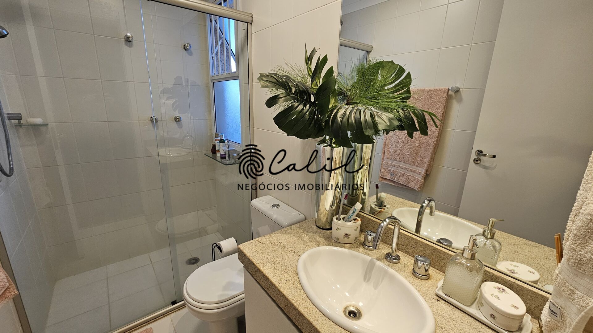 Apartamento à venda com 3 quartos, 187m² - Foto 32