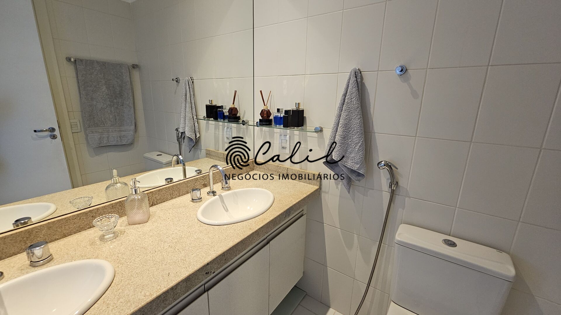 Apartamento à venda com 3 quartos, 187m² - Foto 40