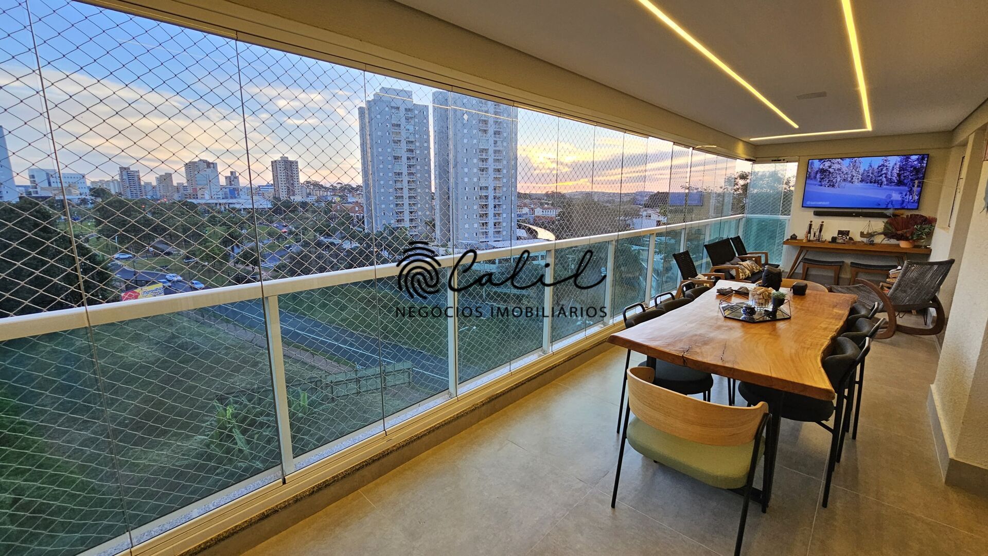 Apartamento à venda com 3 quartos, 187m² - Foto 13