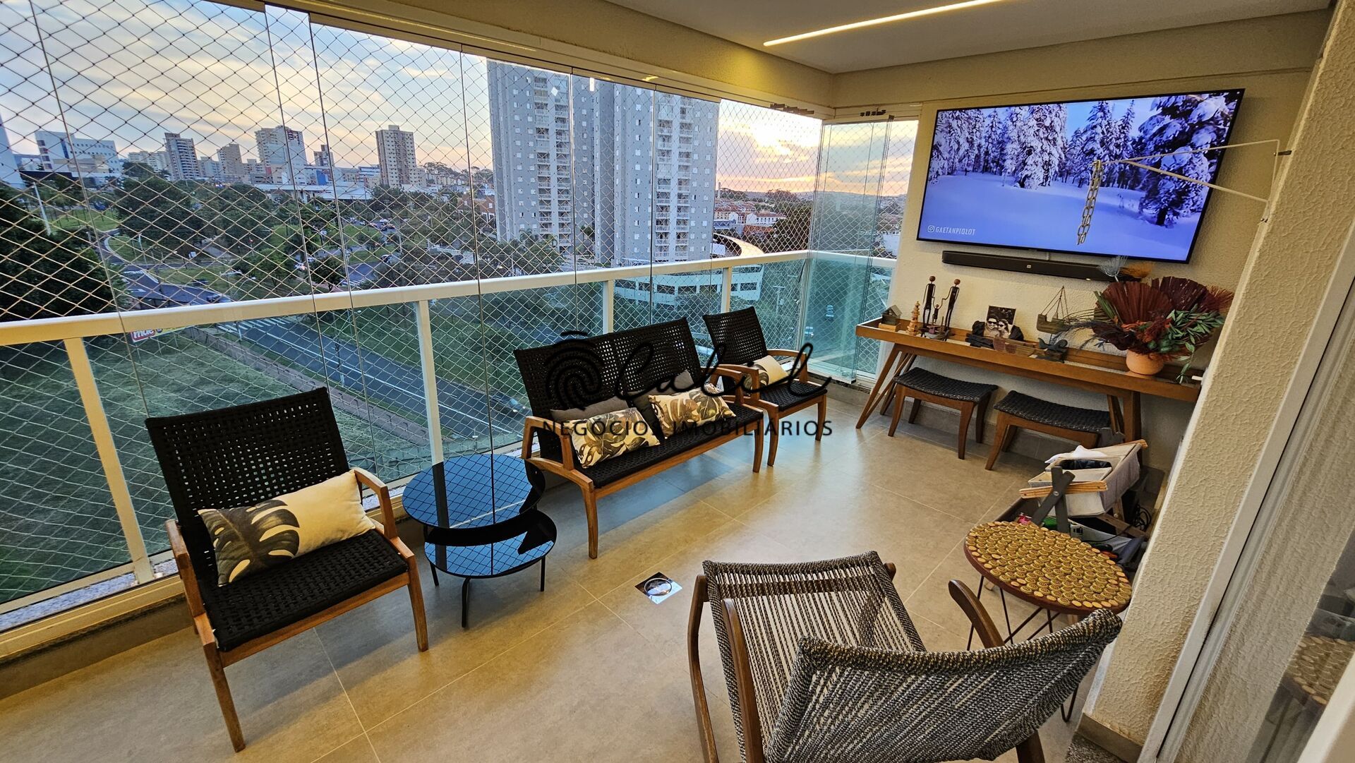 Apartamento à venda com 3 quartos, 187m² - Foto 15