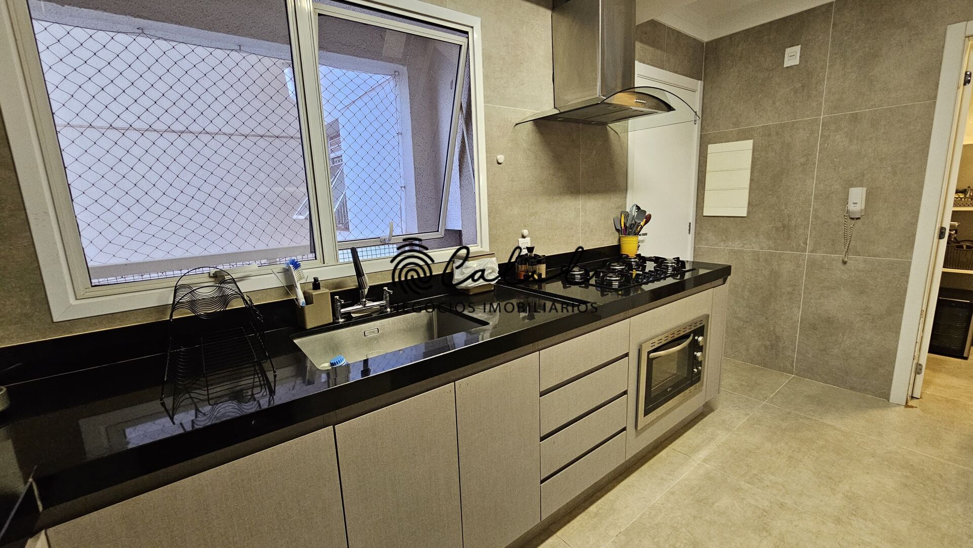 Apartamento à venda com 3 quartos, 187m² - Foto 24