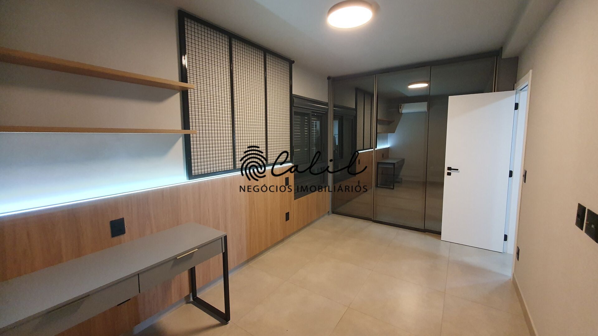 Apartamento para alugar com 1 quarto, 63m² - Foto 27