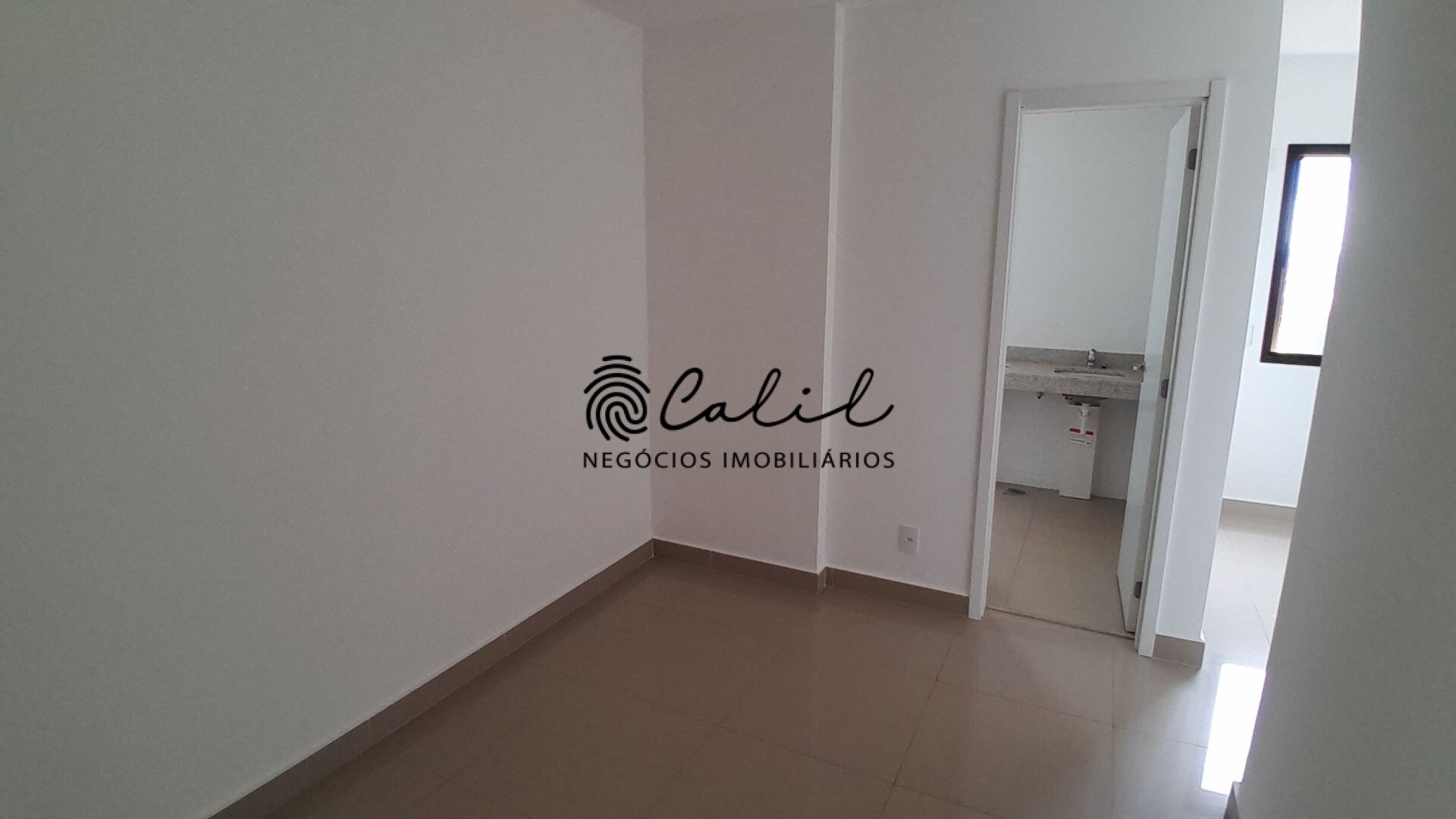 Apartamento à venda com 3 quartos, 135m² - Foto 10