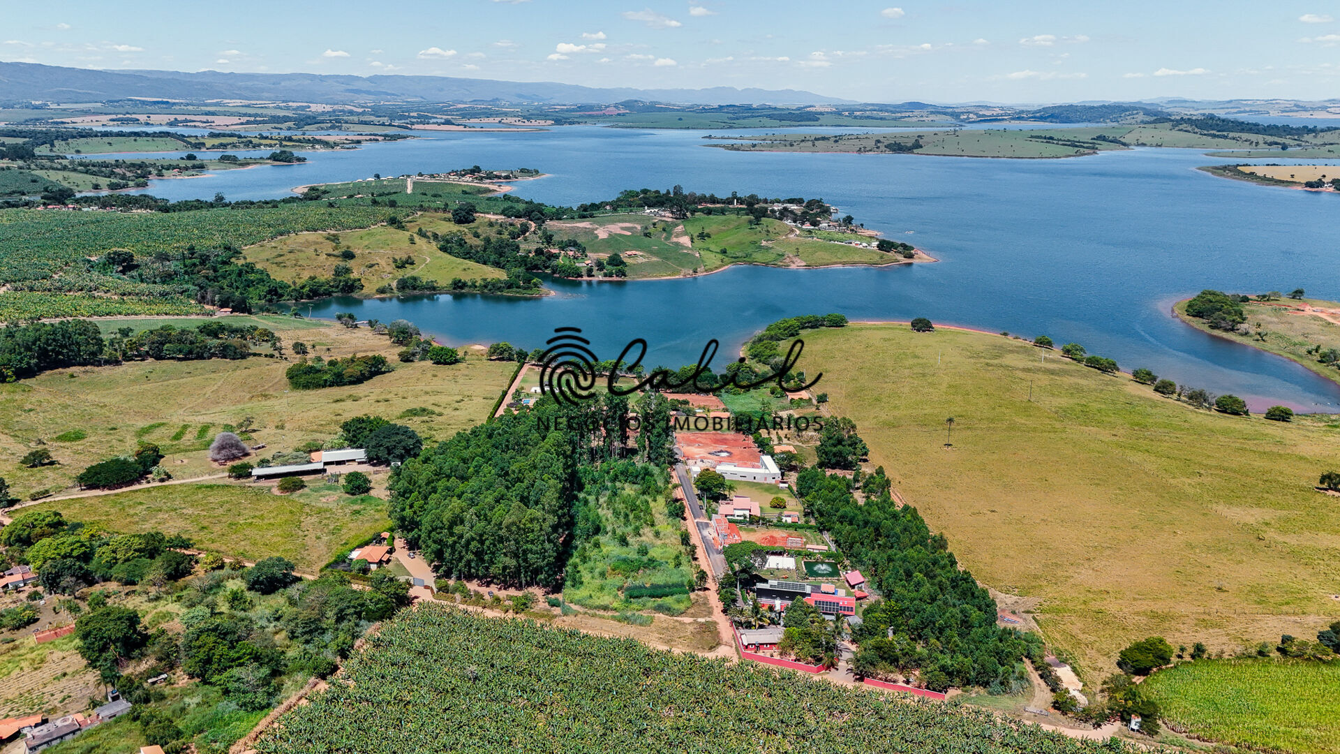 Chácara à venda com 5 quartos, 4000m² - Foto 18