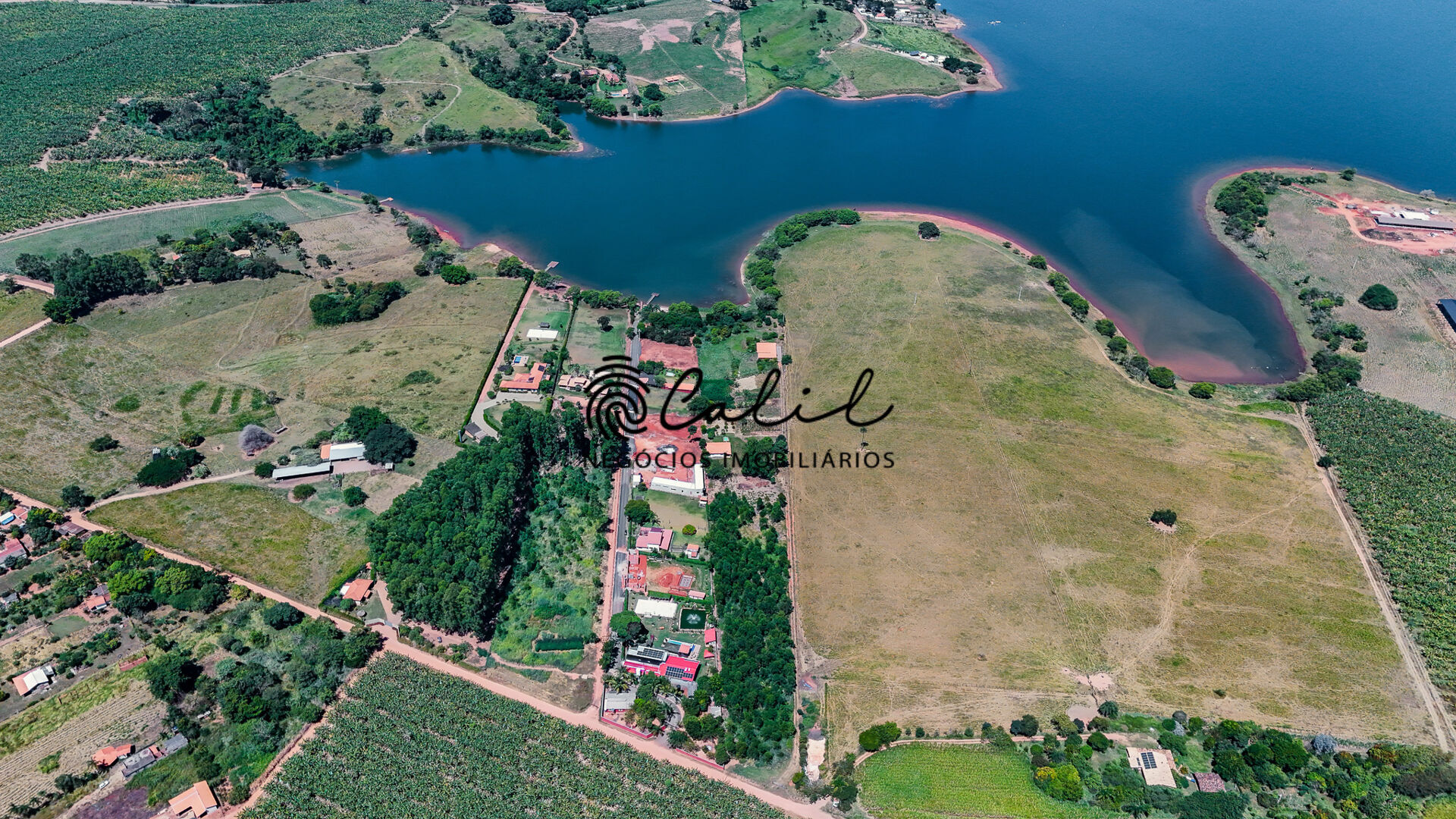 Chácara à venda com 5 quartos, 4000m² - Foto 16