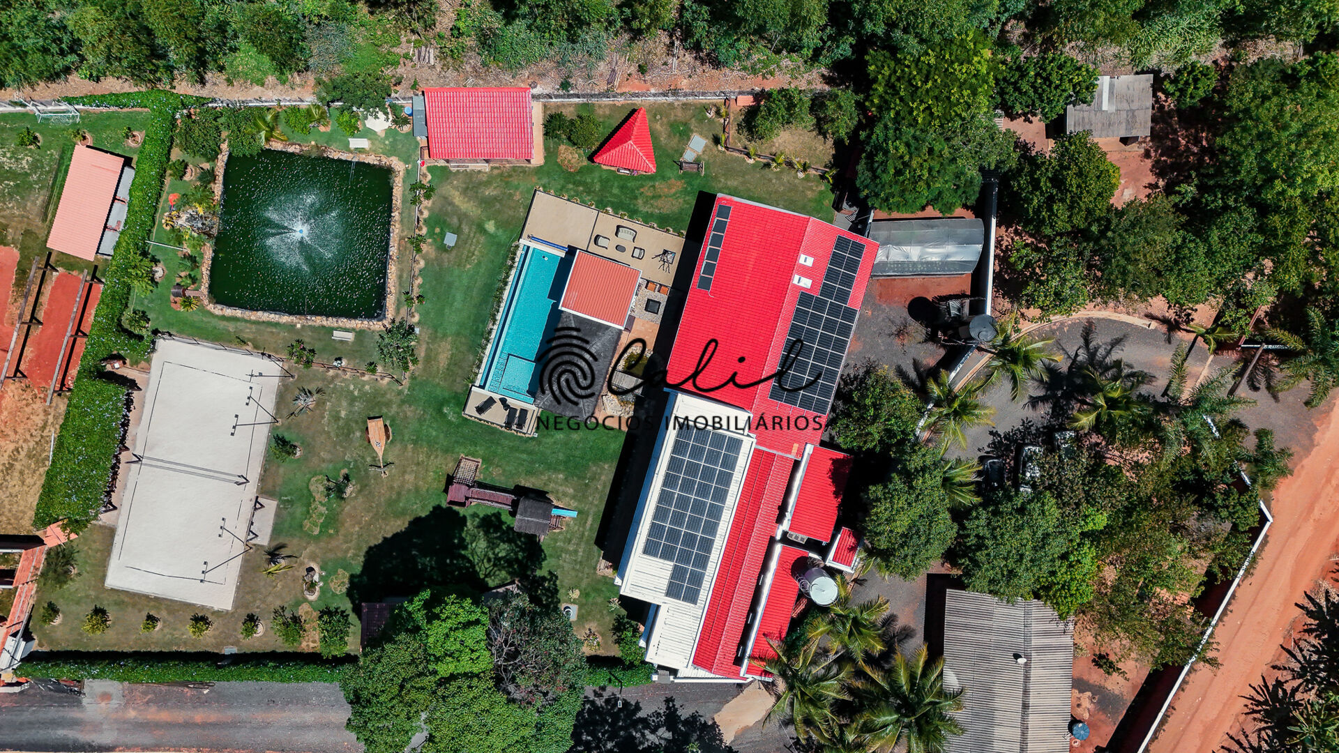 Chácara à venda com 5 quartos, 4000m² - Foto 2