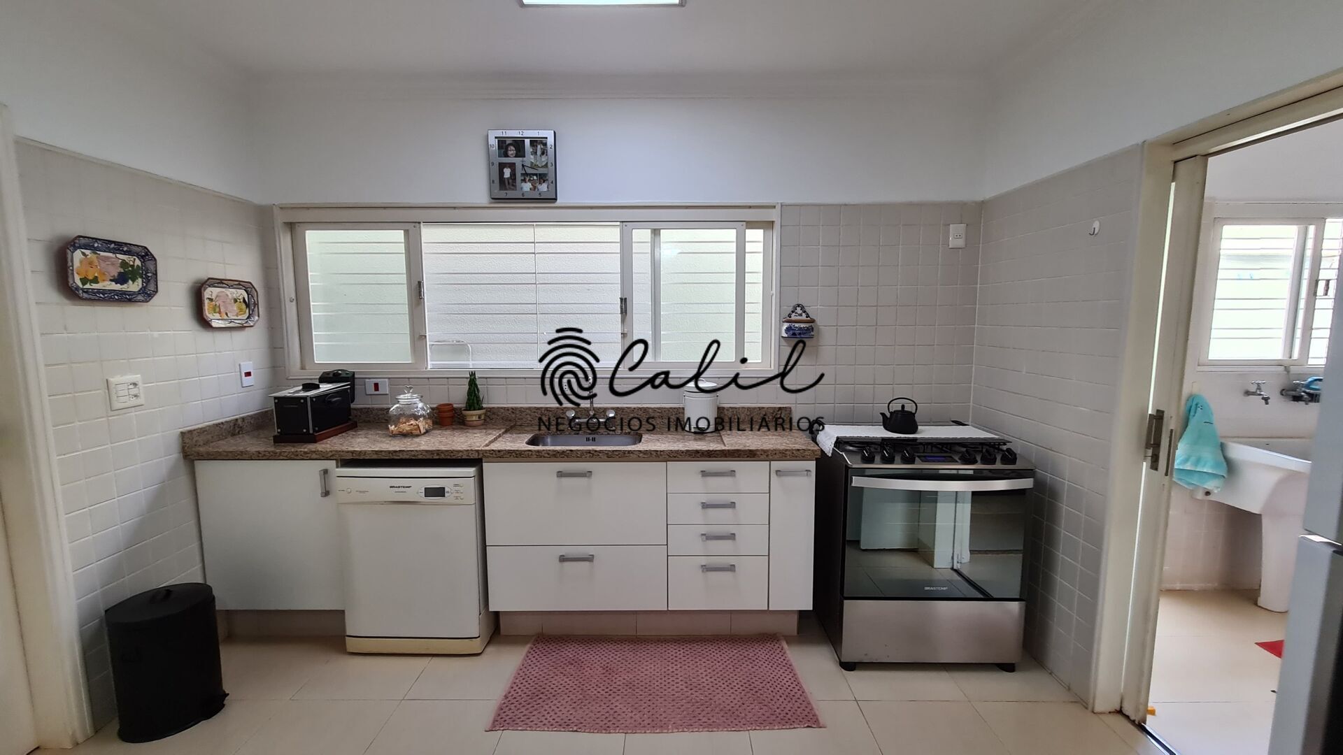 Casa à venda com 4 quartos, 335m² - Foto 11