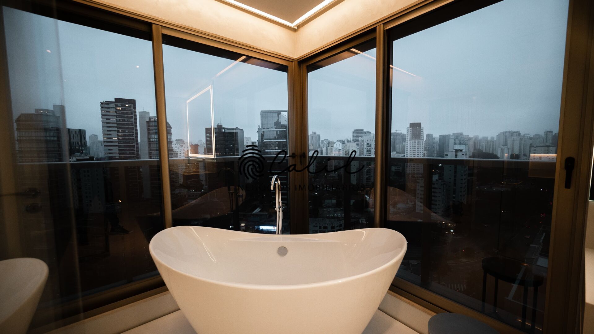 Cobertura, 3 quartos, 300 m² - Foto 19