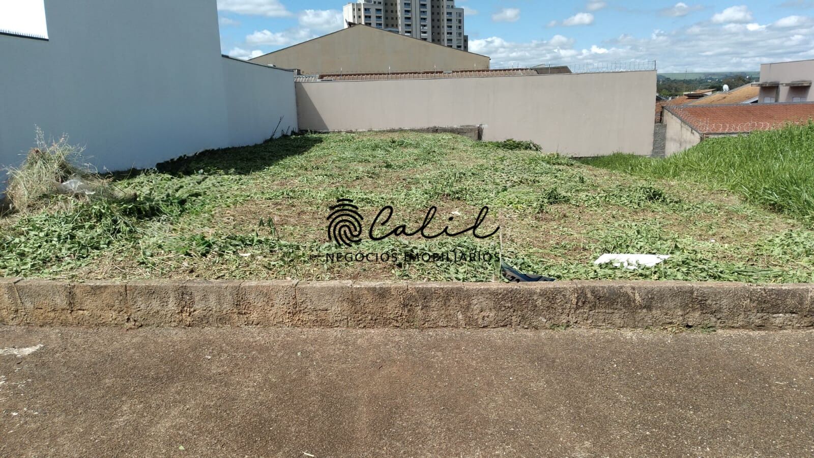 Terreno, 300 m² - Foto 2