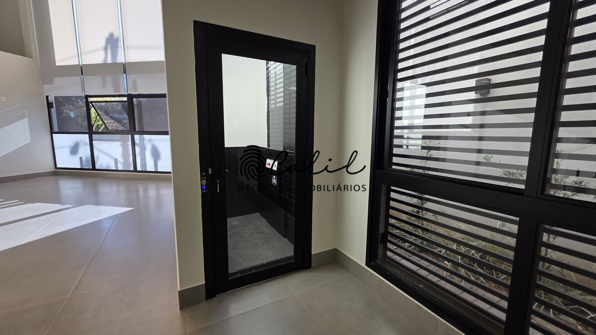 Prédio Inteiro para alugar, 232m² - Foto 32