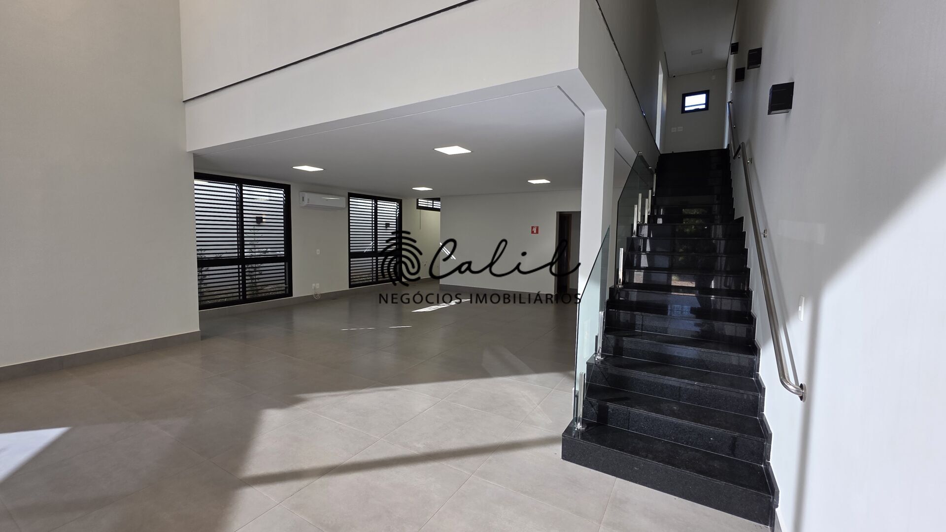 Prédio Inteiro para alugar, 232m² - Foto 38