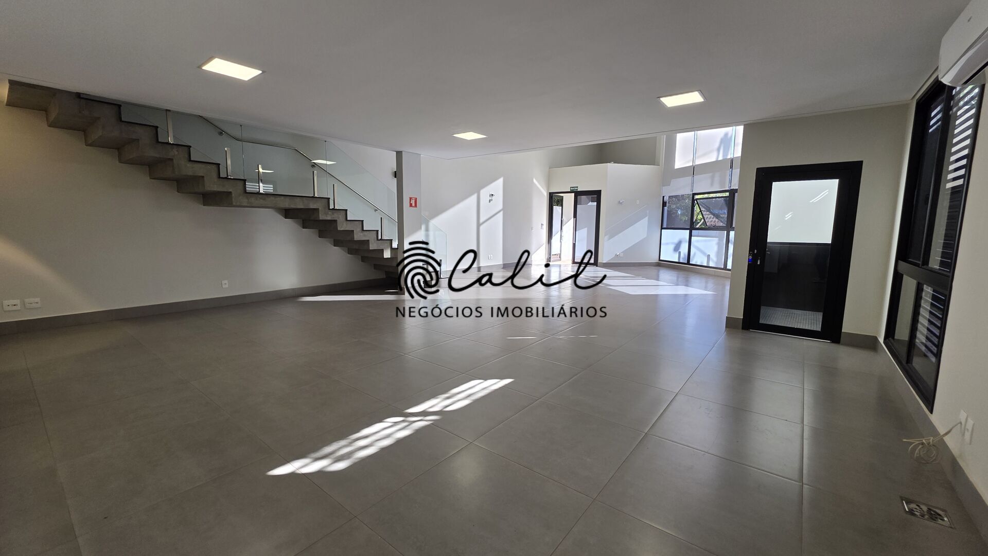 Prédio Inteiro para alugar, 232m² - Foto 36